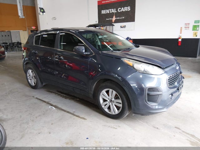 Salvage Kia Sportage Image