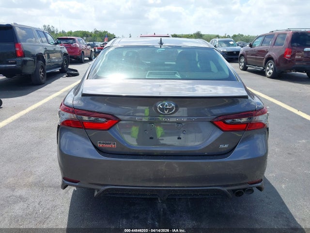 Toyota Camry Se