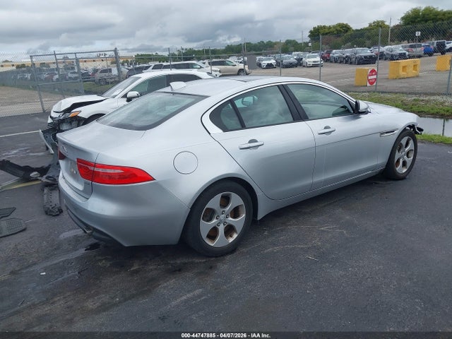 Jaguar XE 25t