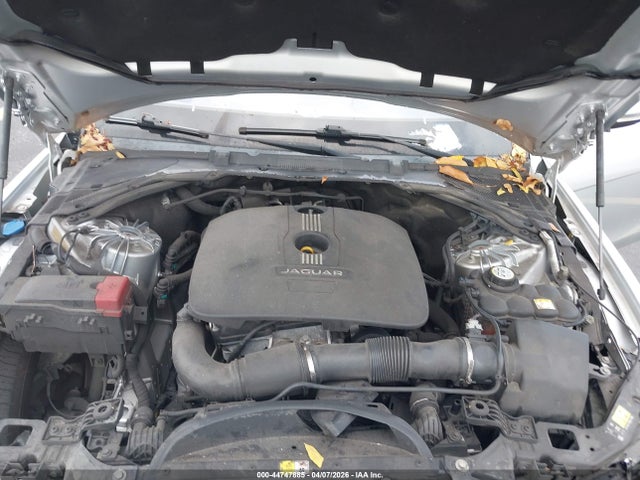 Jaguar XE 25t
