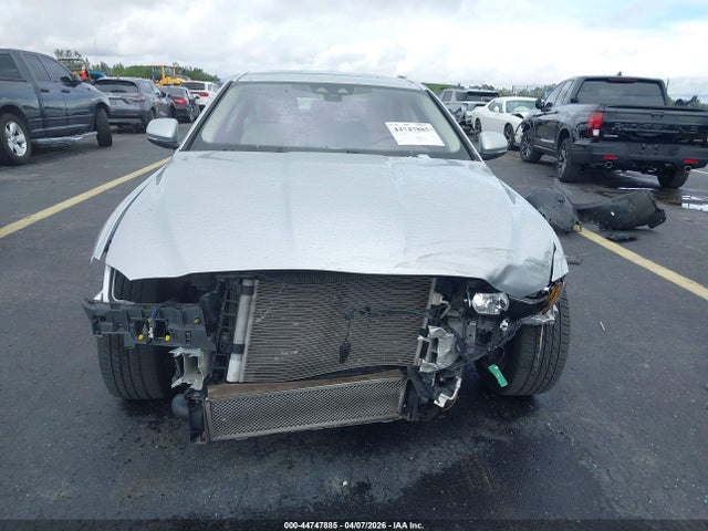 Jaguar XE 25t