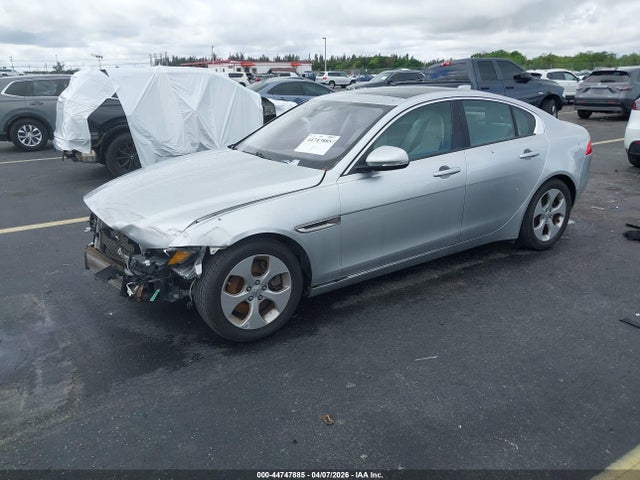 Jaguar XE 25t