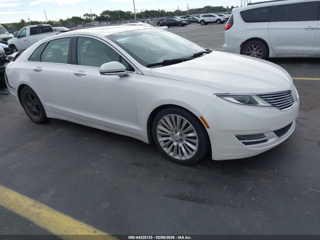 Salvage Lincoln MKZ Image