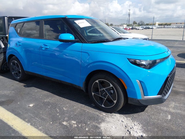 Salvage Kia Soul Image