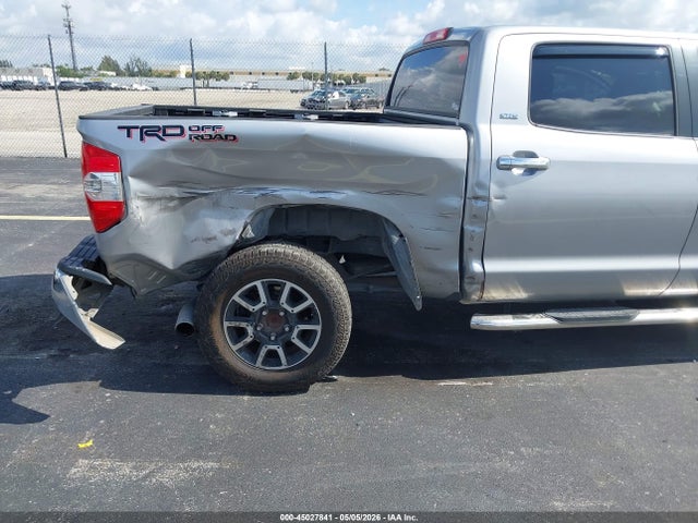 Toyota Tundra Sr5 5.7l V8