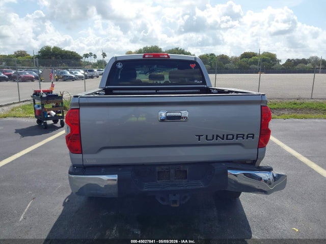 Toyota Tundra Sr5 5.7l V8