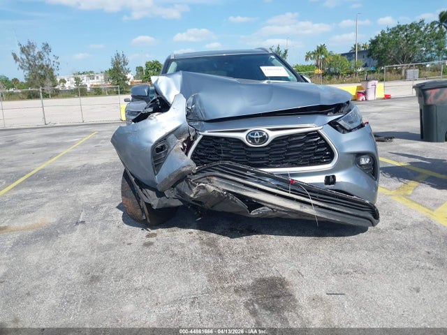 Toyota Highlander Xle