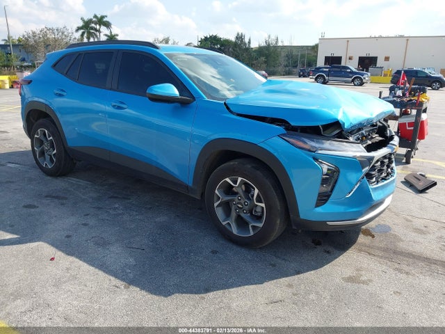 Salvage Chevrolet Trax Image