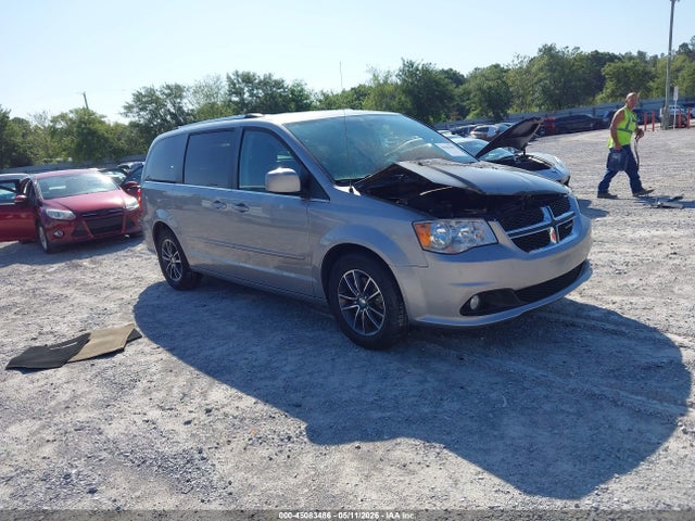 Salvage Dodge Grand Caravan Image