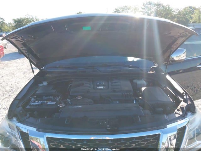 Nissan Armada Platinum