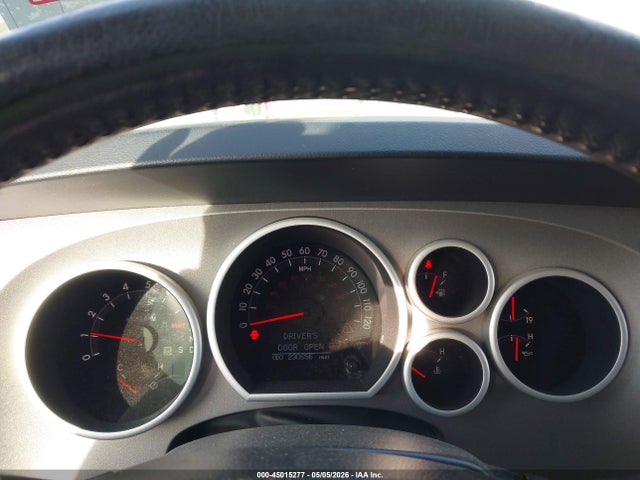 Toyota Tundra Limited 5.7l V8