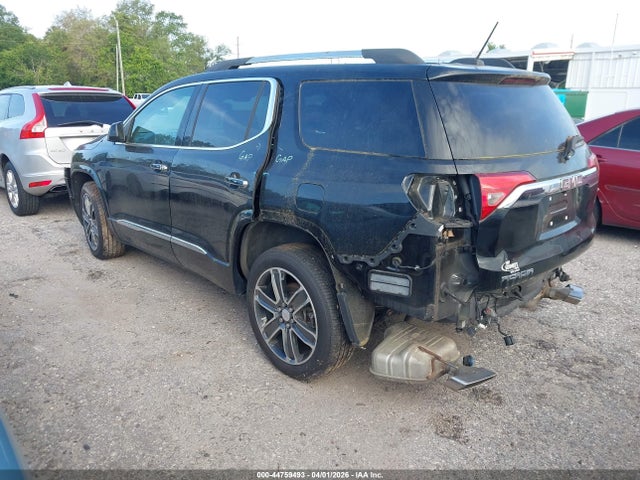 GMC Acadia Denali