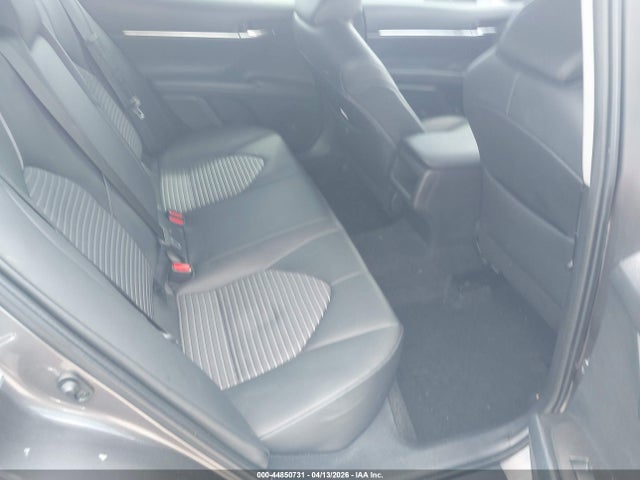 Toyota Camry Se