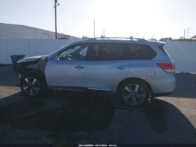 Nissan Pathfinder Platinum