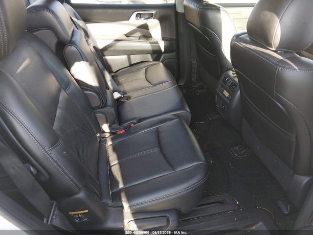 Nissan Pathfinder Platinum