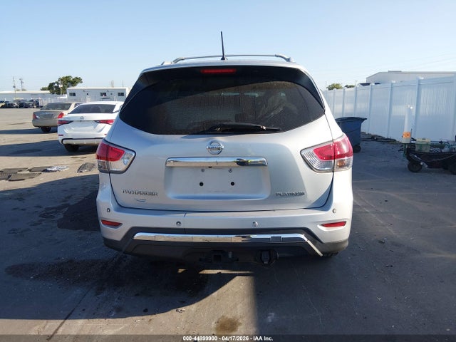 Nissan Pathfinder Platinum