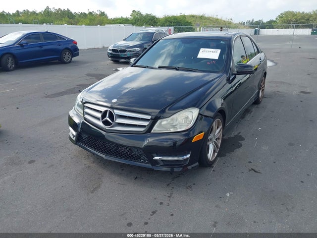 Mercedes-Benz C-Class Sport