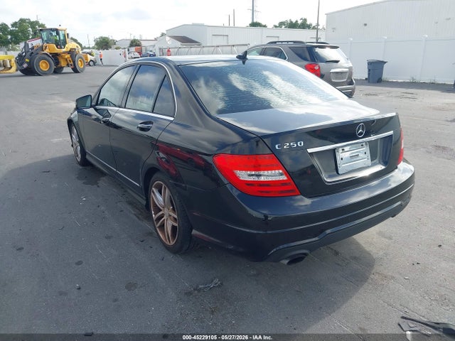 Mercedes-Benz C-Class Sport
