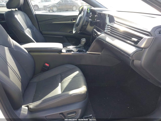Toyota Camry Xse