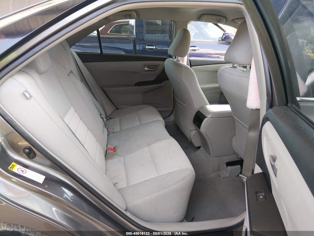 Toyota Camry Le
