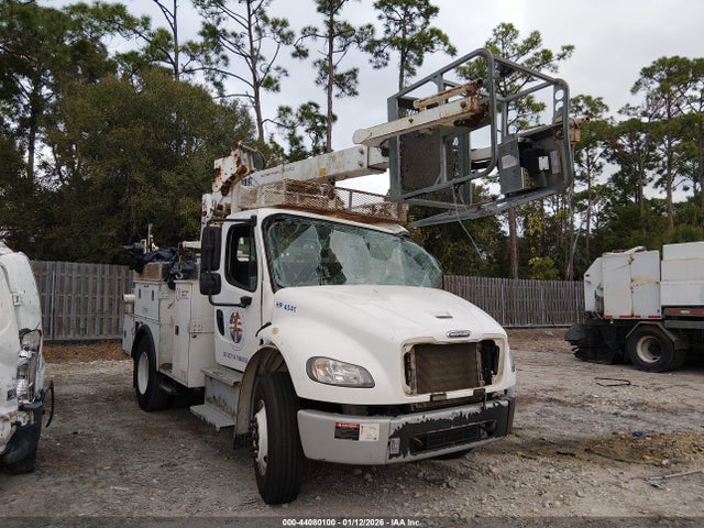 Salvage Freightliner M2 106 Image