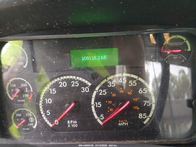 Freightliner M2 106