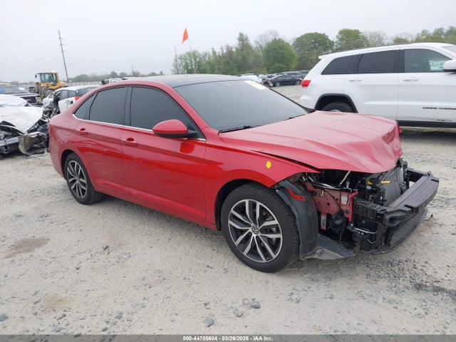 Salvage Volkswagen Jetta Image