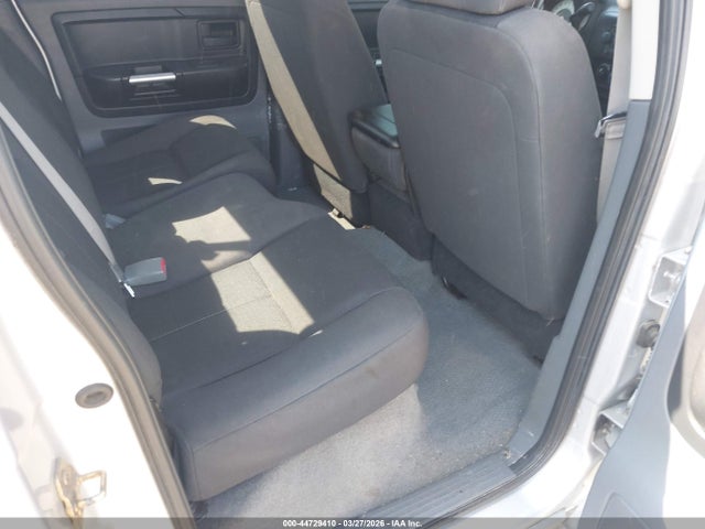 Mitsubishi Raider Duro Cross V6