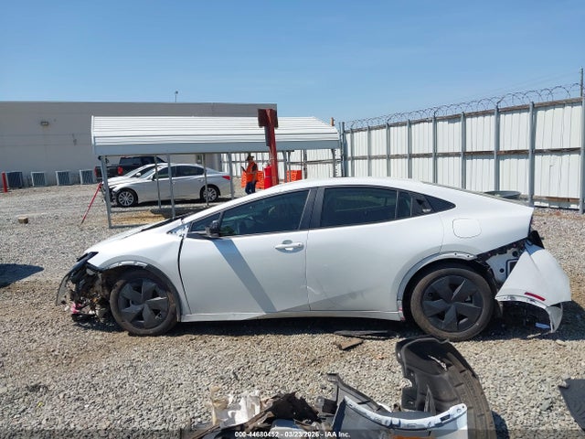 Toyota Prius Le