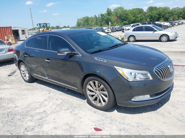 Salvage Buick LaCrosse Image