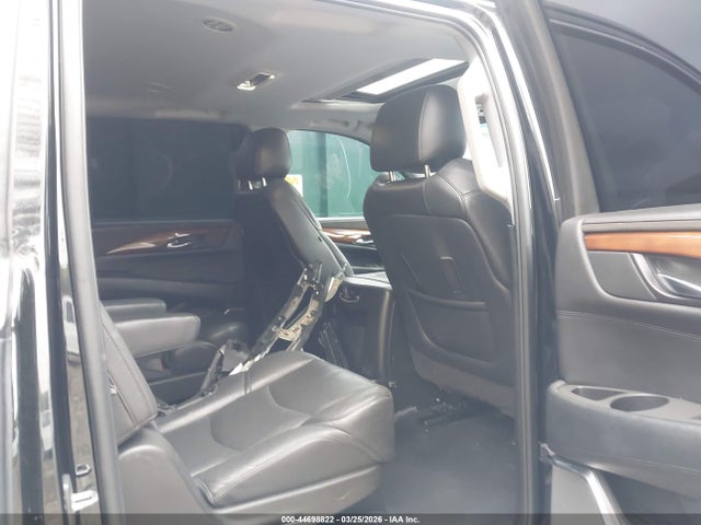 Cadillac Escalade Luxury