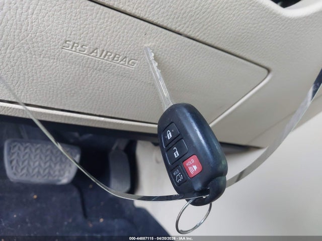Toyota Highlander Le Plus V6
