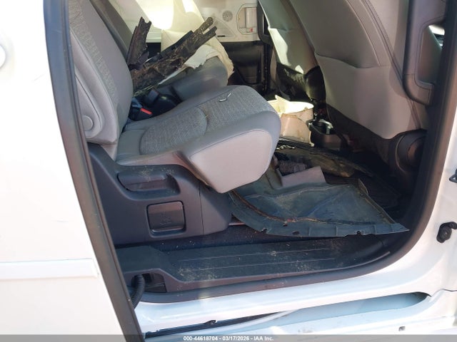 Toyota Sienna Le