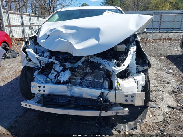Toyota Sienna Le