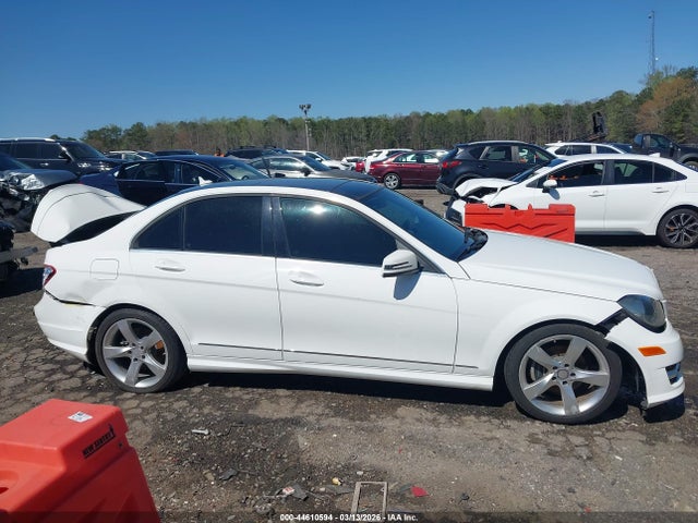 Mercedes-Benz C-Class Sport