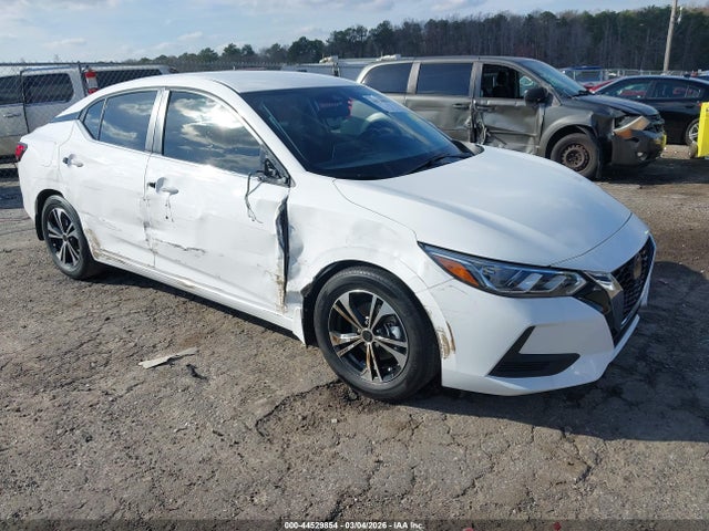 Salvage Nissan Sentra Image