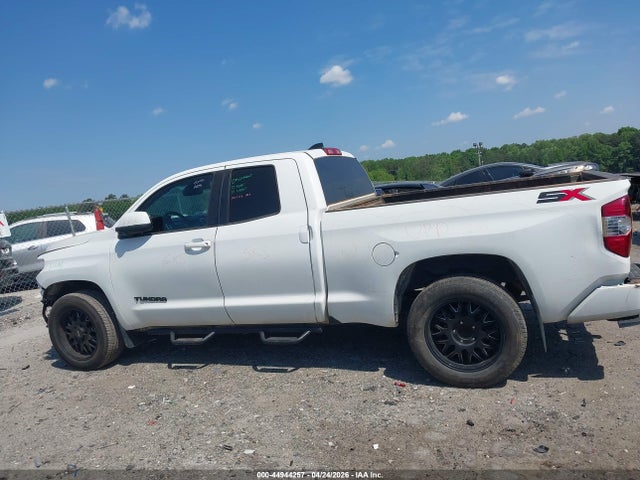 Toyota Tundra Sr5