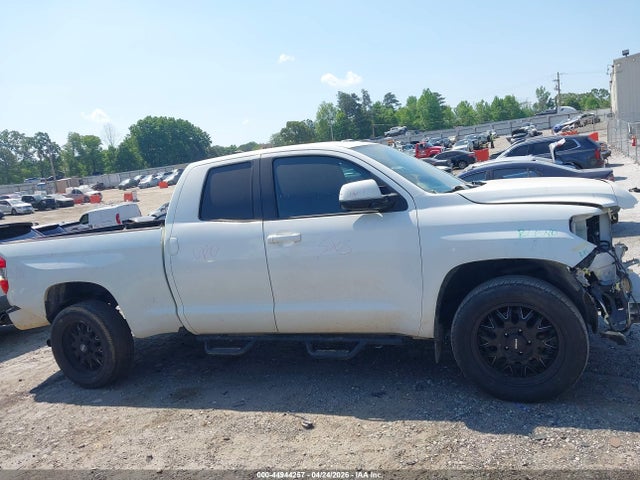Toyota Tundra Sr5