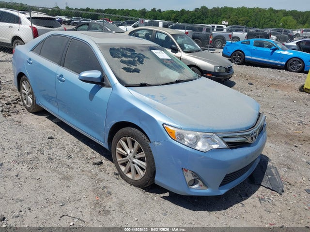 Salvage Toyota Camry Image