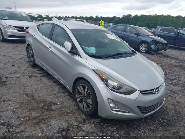 Salvage Hyundai ELANTRA Image