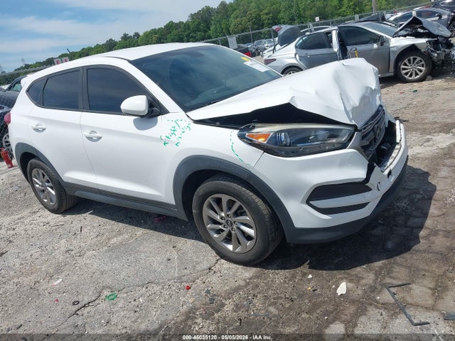 Salvage Hyundai TUCSON Image