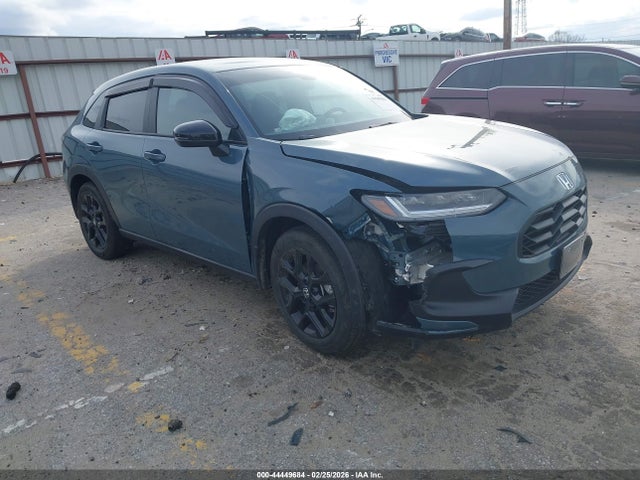Salvage Honda HR-V Image