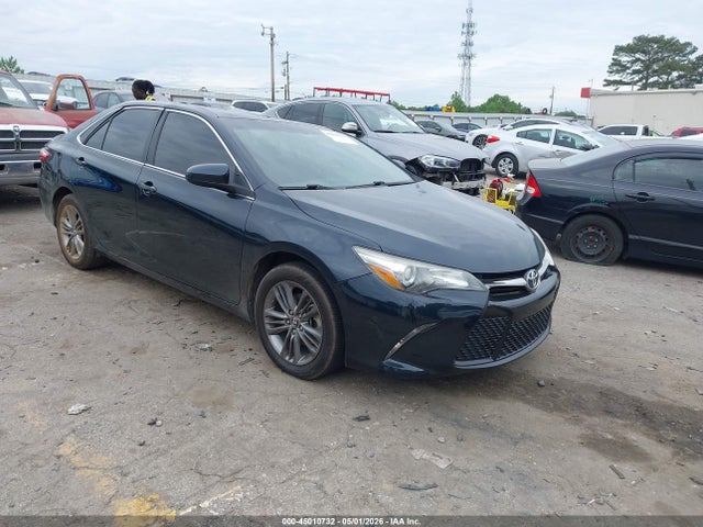 Salvage Toyota Camry Image
