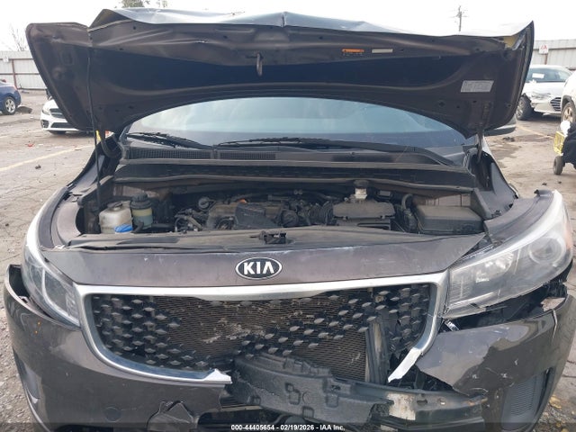 Kia Sedona Lx