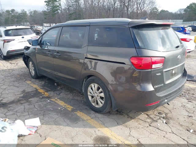 Kia Sedona Lx