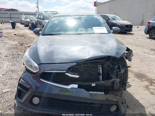 Kia Forte Fe
