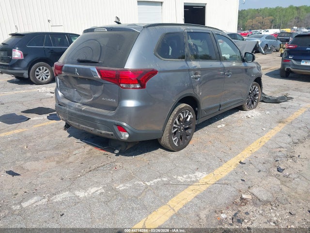 Mitsubishi Outlander Le