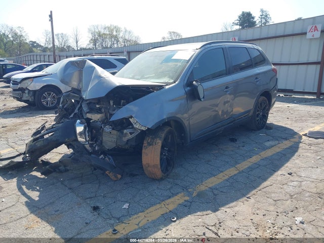 Mitsubishi Outlander Le