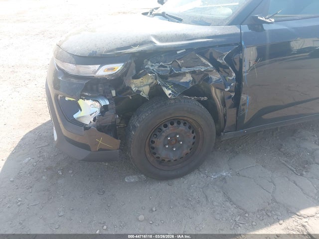Kia Soul Lx