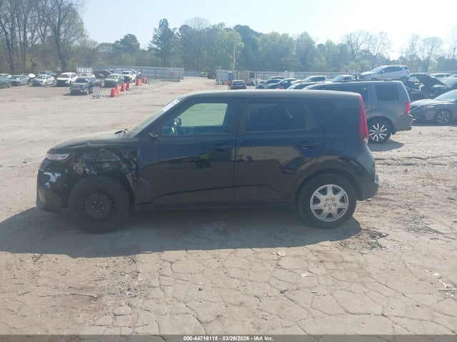 Kia Soul Lx
